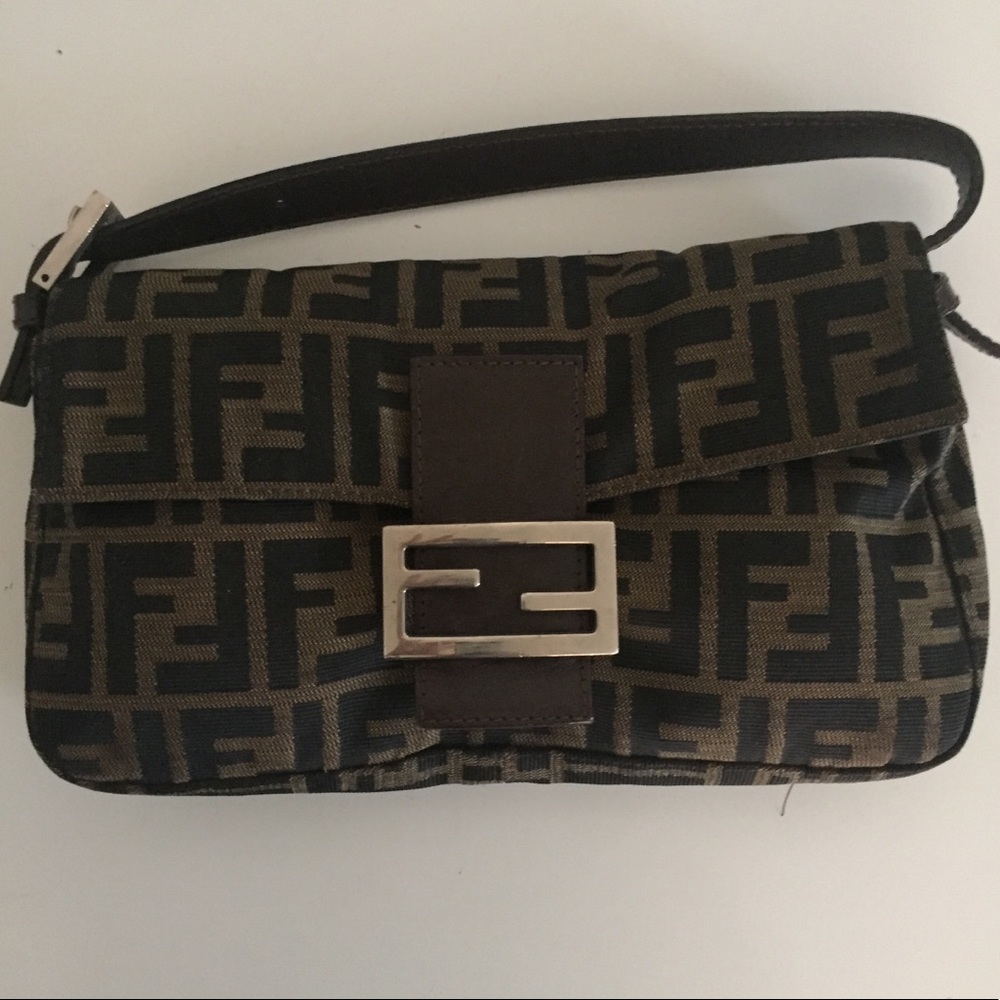 AUTHENTIC FENDI ZUCCA BAGUETTE BAG